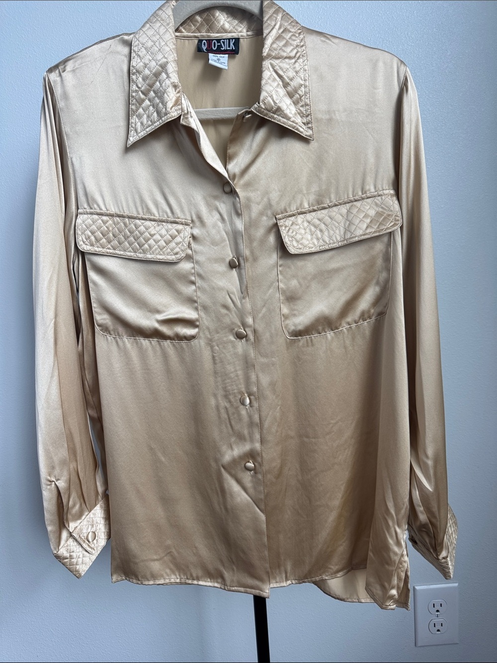 Vintage 90s QUO-SILK Gold Champagne 100% Silk Button Up Blouse Quilted Detail M